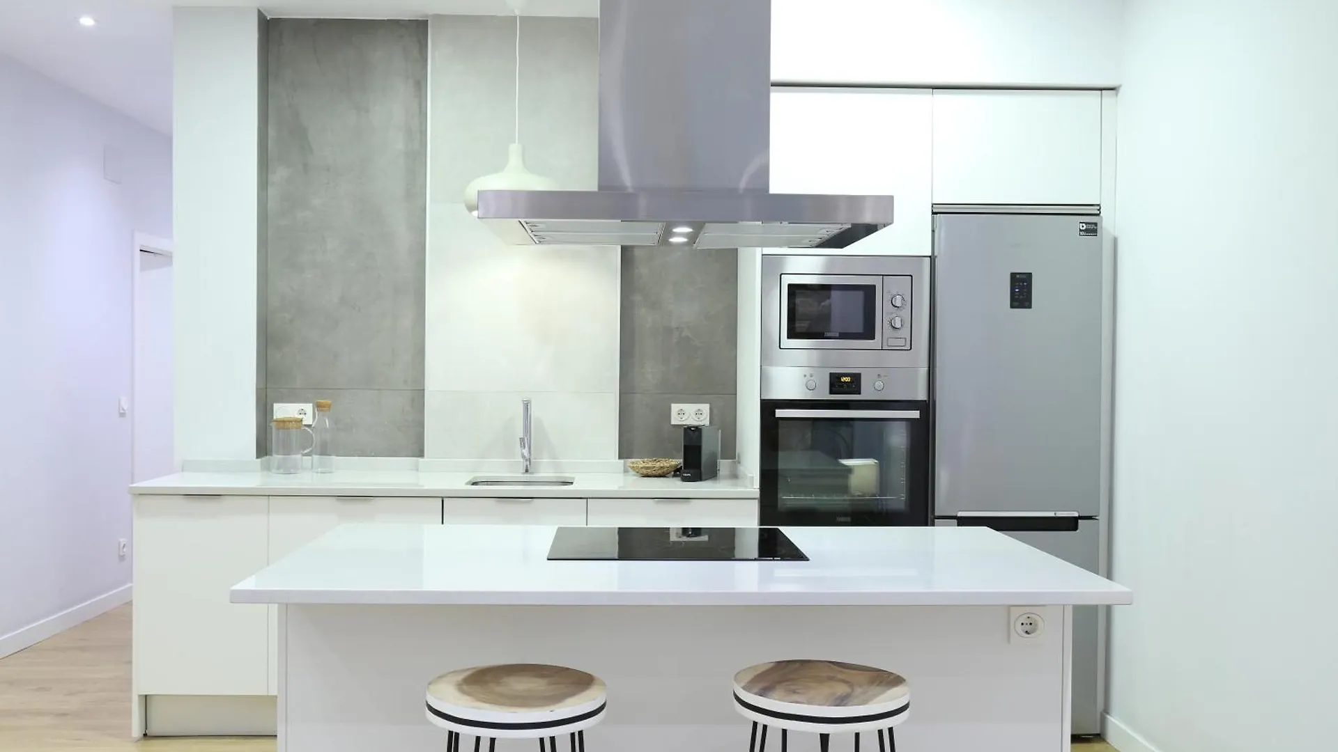 Cozy And Centric Apartment By Cisan Rentals San Sebastian