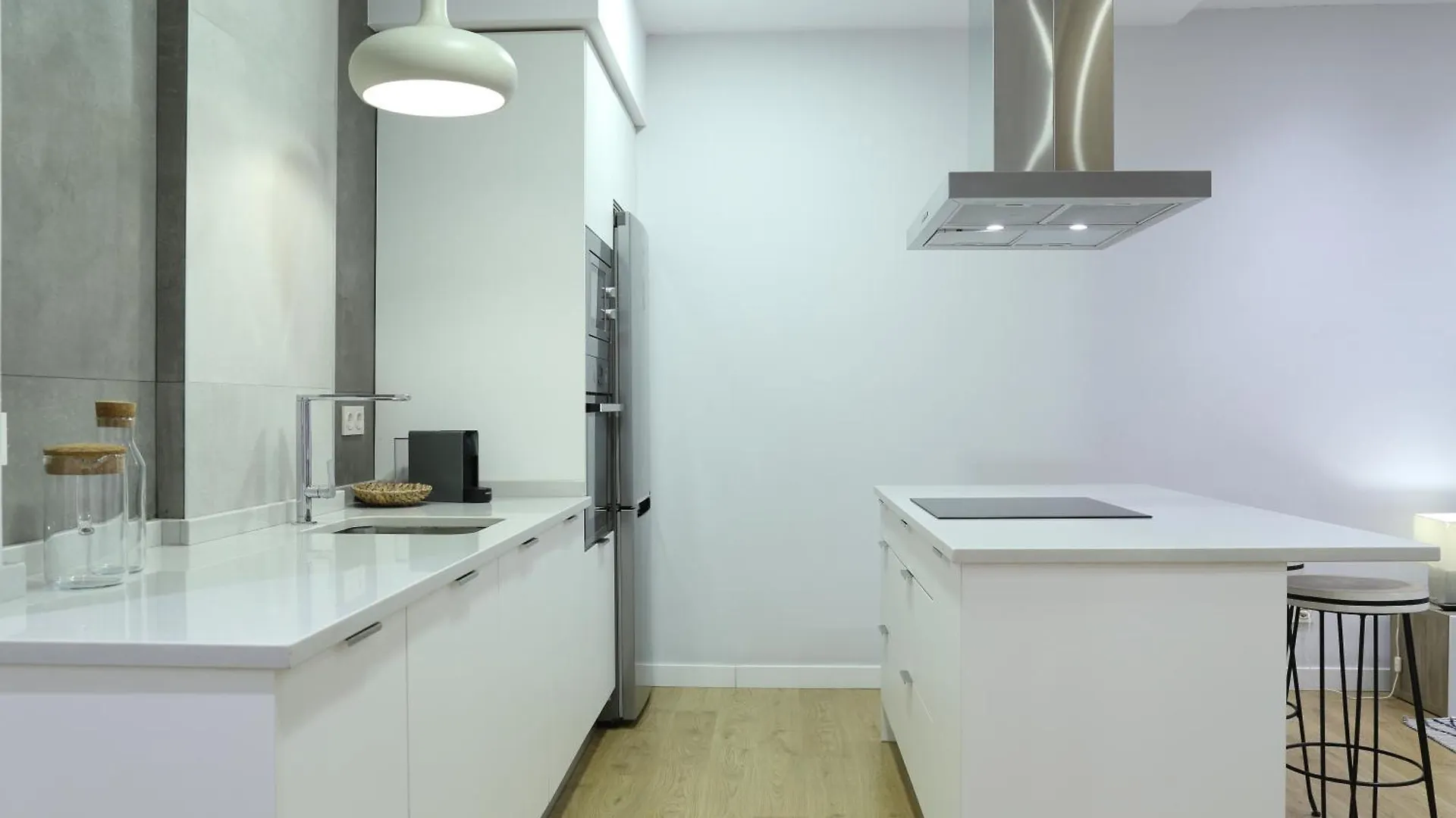 Cozy And Centric Apartment By Cisan Rentals San Sebastian Spain