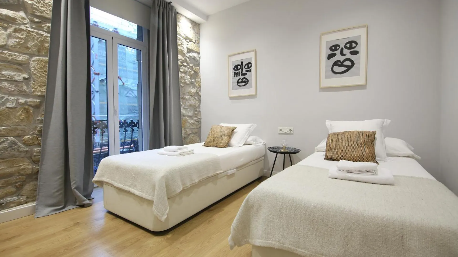 Cozy And Centric Apartment By Cisan Rentals San Sebastian Spain